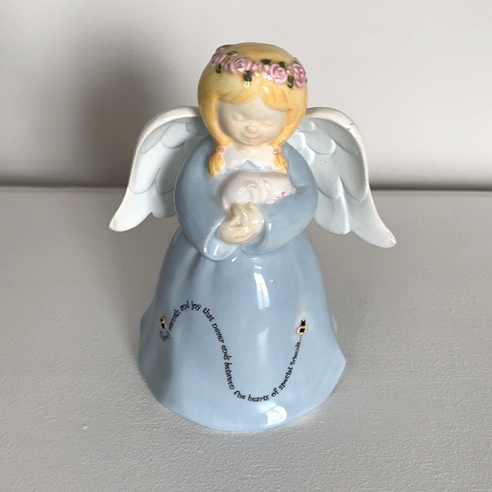 Angel figurine, Ella Bella